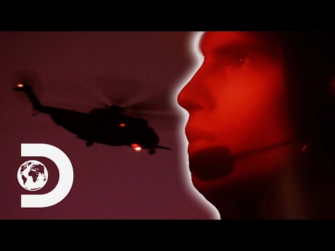 hqdefault.jpg UFO Takes Control Of Dropping Military Helicopter | Alien Encounters Declassified
