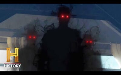 STRANGE ENTITY THREATENS RESEARCHER – “Something Other Than Human” | Ancient Aliens | #Shorts