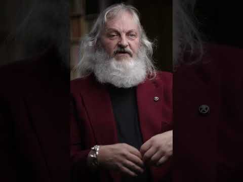 THOUSANDS OF CROP CIRCLES APPEAR | Ancient Aliens | #Shorts