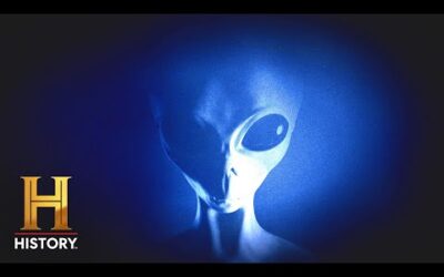 ALIENS ARE WORKING WITH THE U.S. GOVERNMENT?! | Ancient Aliens (Season 19)